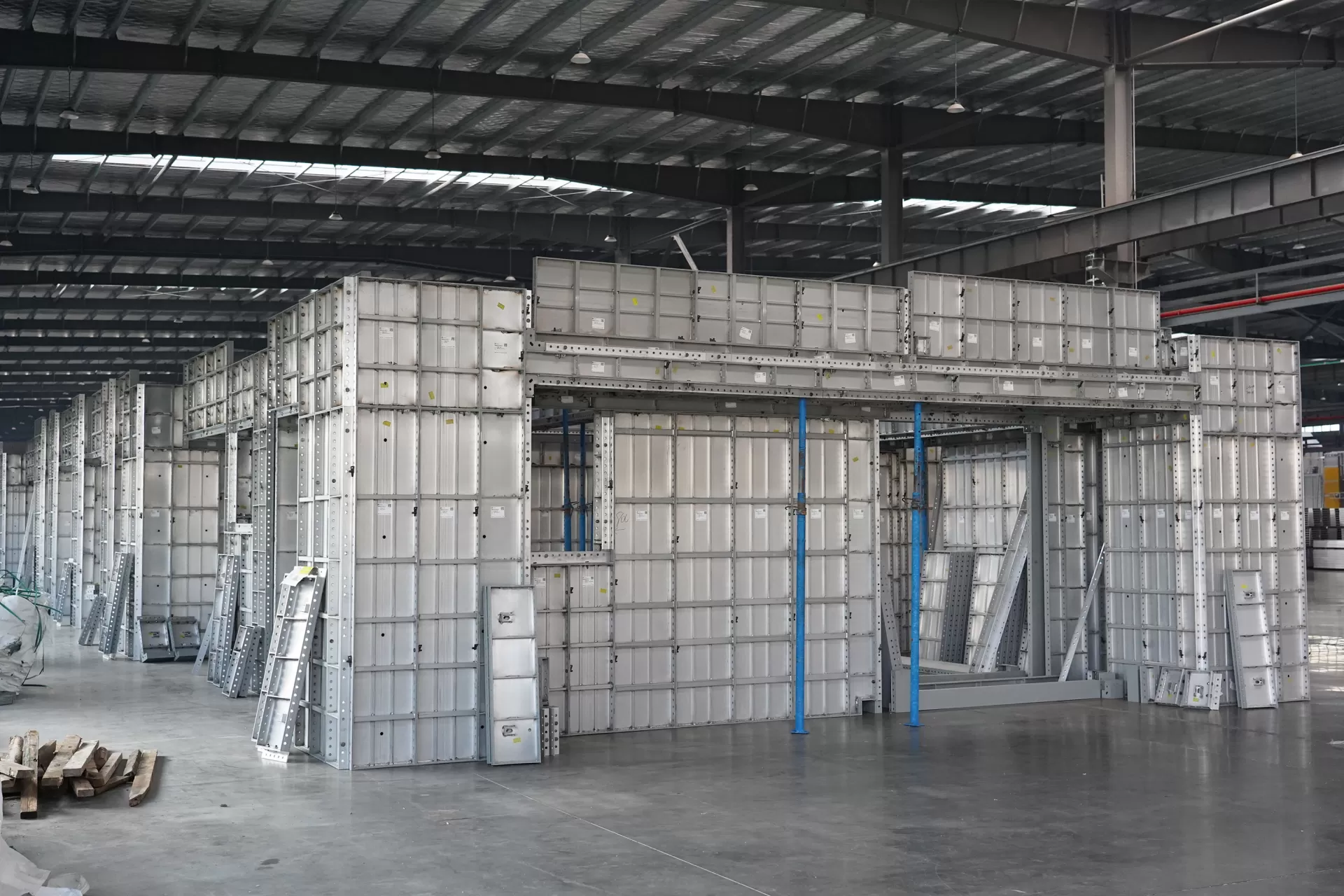 EASTALU aluminium formwork system assembled in a production facility